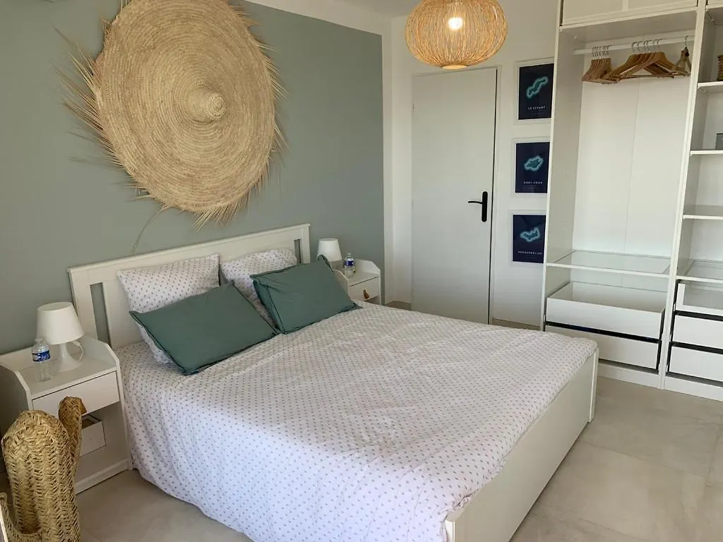 Vue Sur Les Iles D'Or Apartment Hyeres 0*,  France